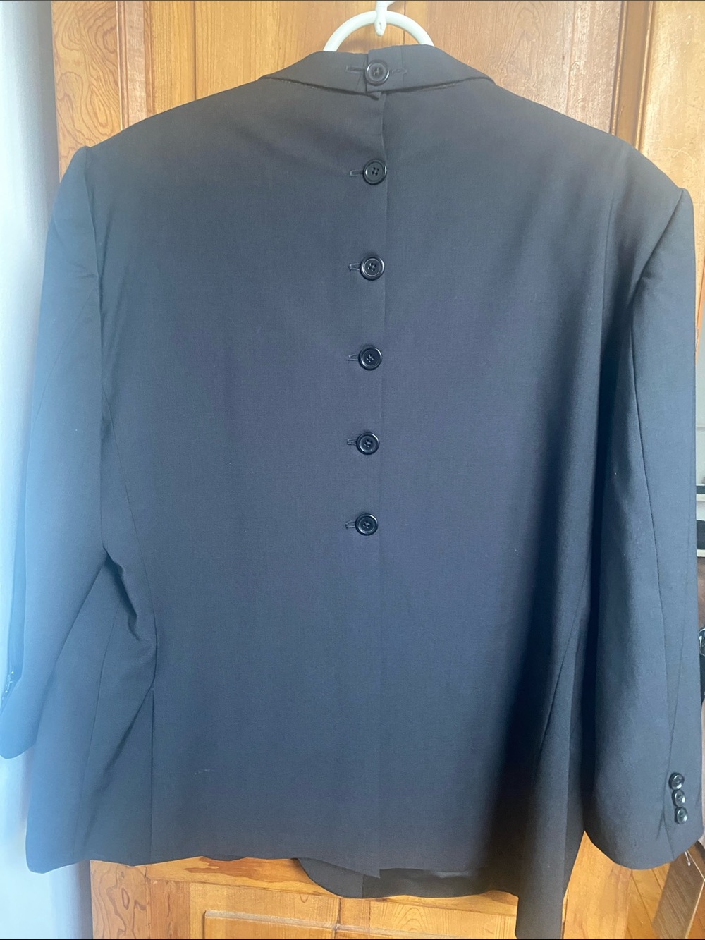 Havre Studio Oversized Blazer with Back Button Detail - Picture 2 of 13